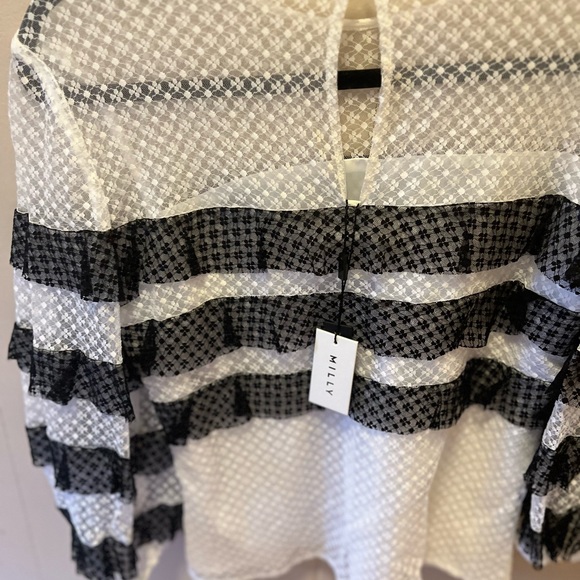 Milly white top, size S, new with tag, with buttons on the side. - Picture 4 of 6